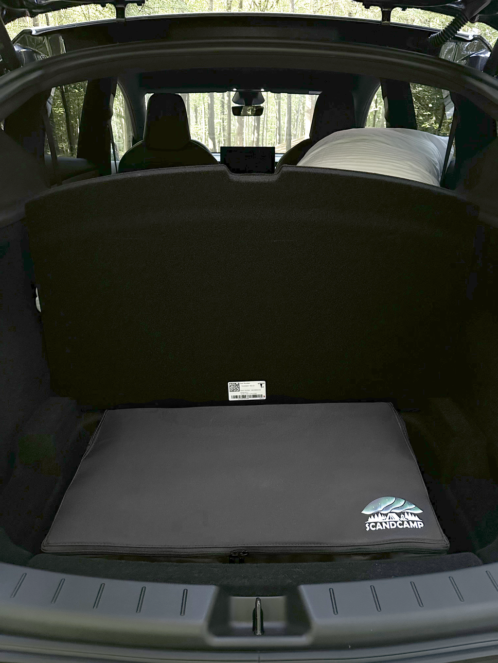 ScandCamp Aurora – Tesla Model Y