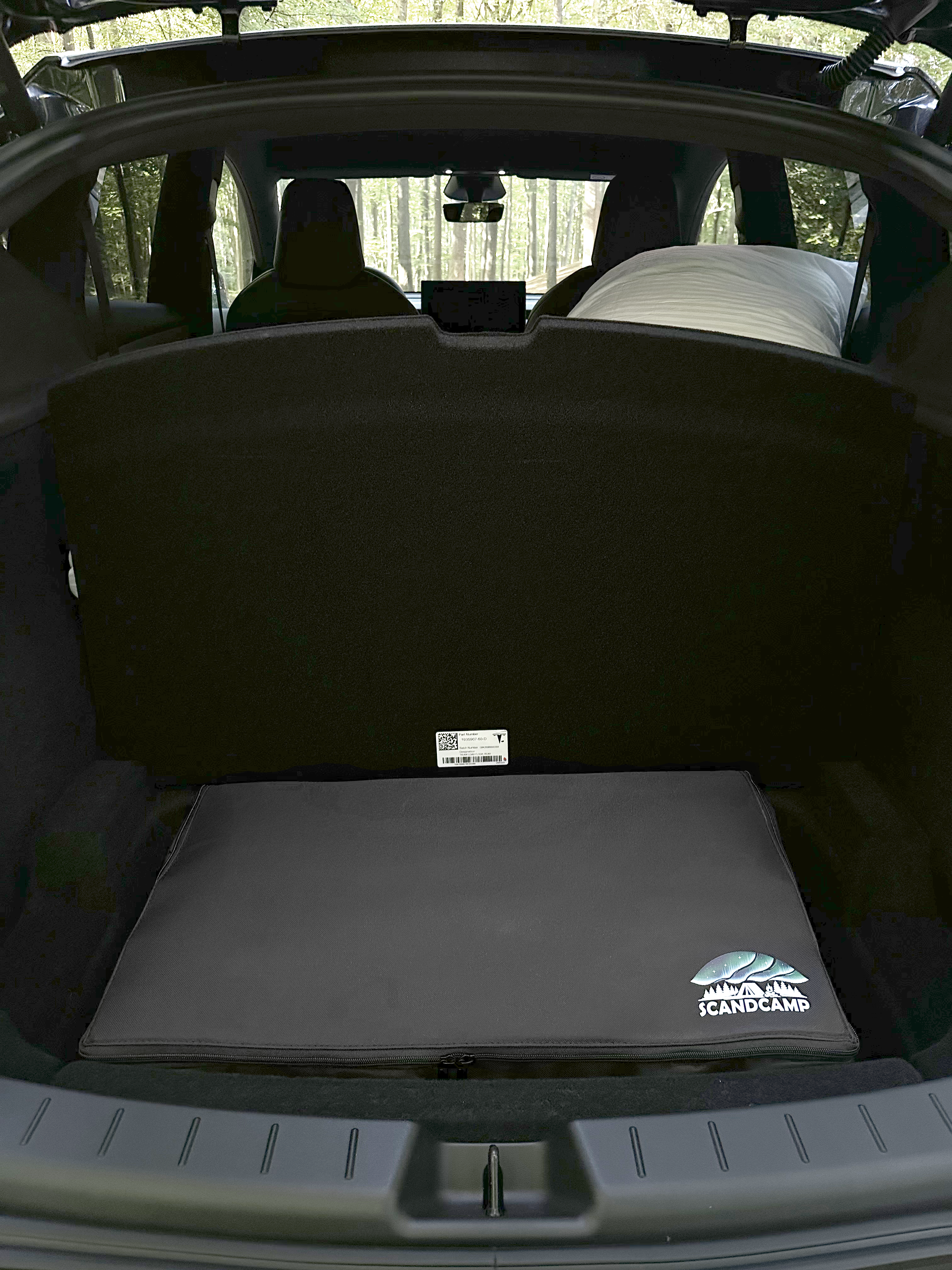 ScandCamp Aurora – Tesla Model Y